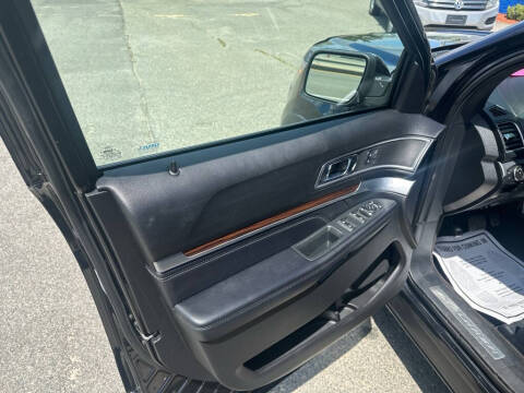 2017 Ford Explorer Limited