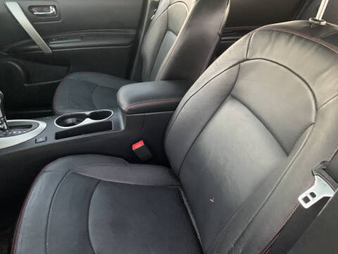 2011 Nissan Rogue SV