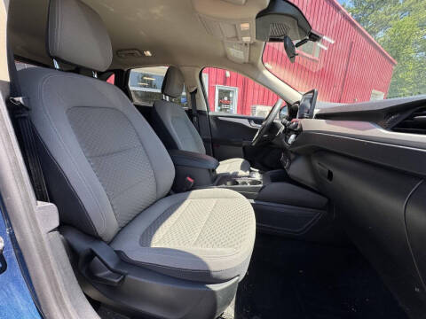 2020 Ford Escape SE