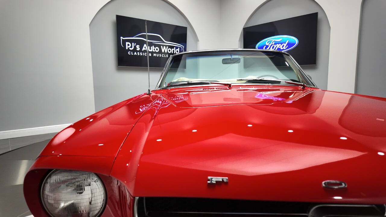 1965 Ford Mustang 11