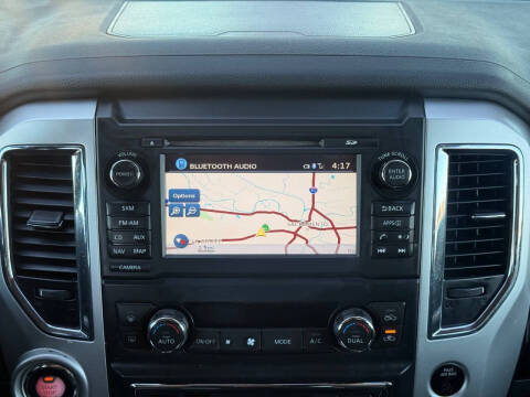 2018 Nissan Titan SV