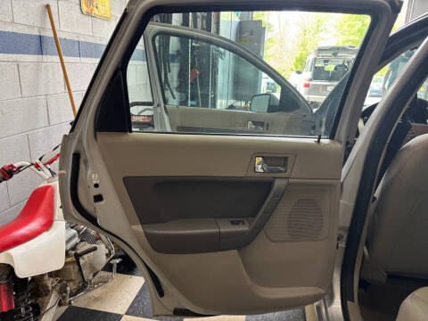 2008 Ford Focus SES