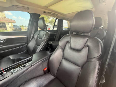 2018 Volvo XC90 T5 Momentum 7-Passenger