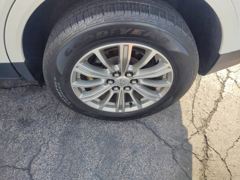 2017 Cadillac XT5 Luxury