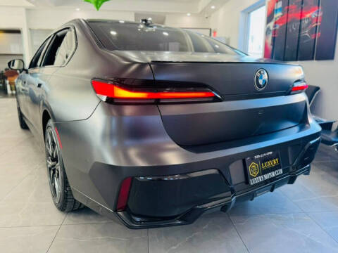 2023 BMW 7 Series 740i