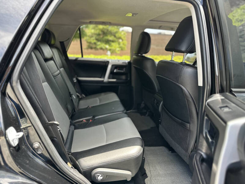 2017 Toyota 4Runner SR5