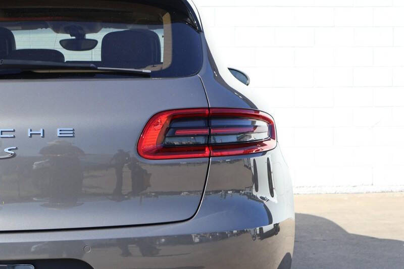 2016 Porsche Macan S