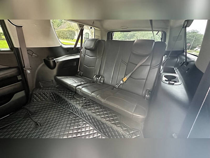 2015 Cadillac Escalade ESV Luxury