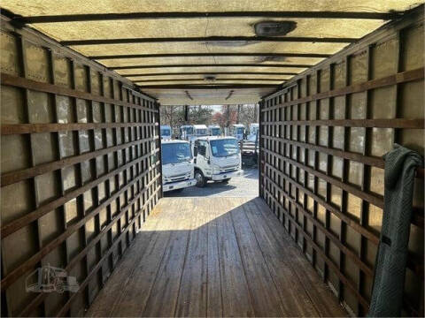 2007 Freightliner M2 106