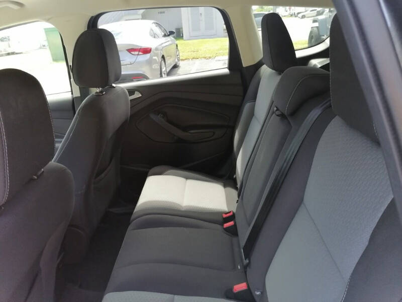 2017 Ford Escape SE