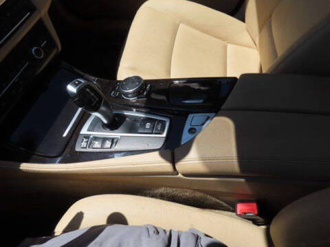 2015 BMW 5 Series 528i
