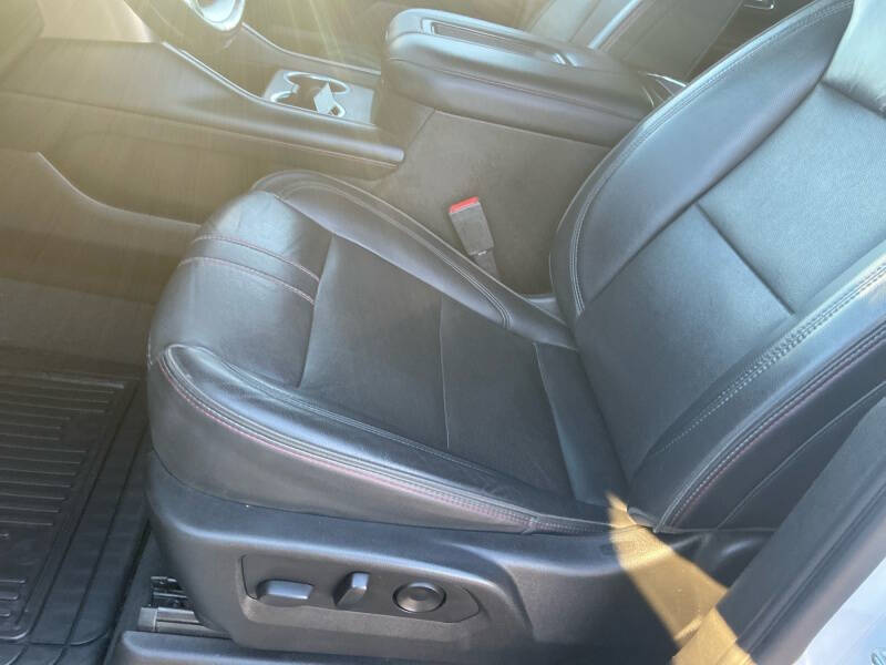 2021 Chevrolet Suburban RST