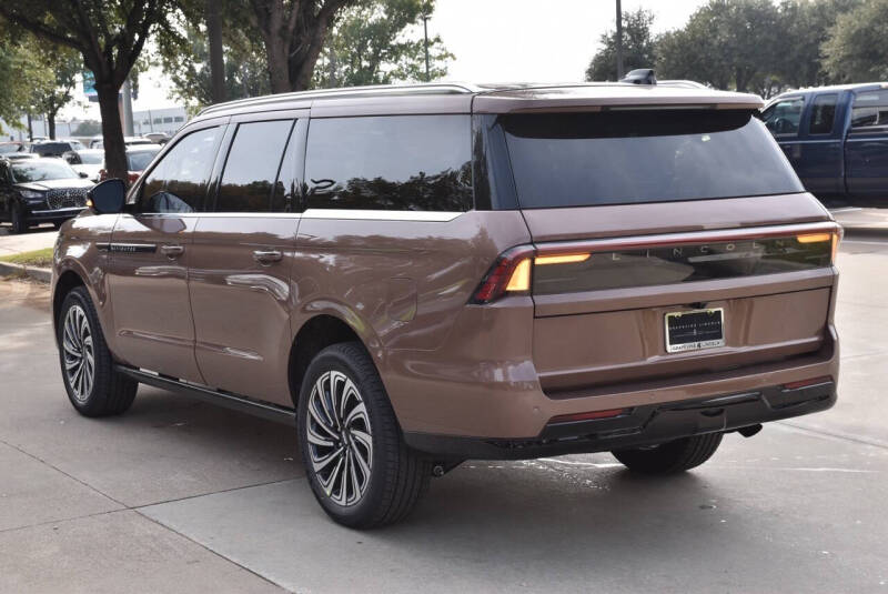 2025 Lincoln Navigator L Black Label