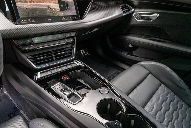 2023 Audi e-tron GT quattro Prestige