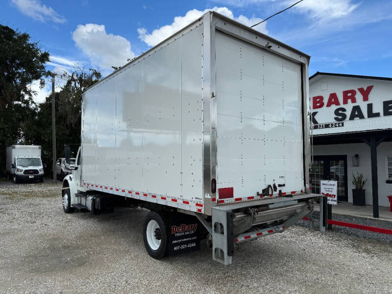 2022 Freightliner M2 106