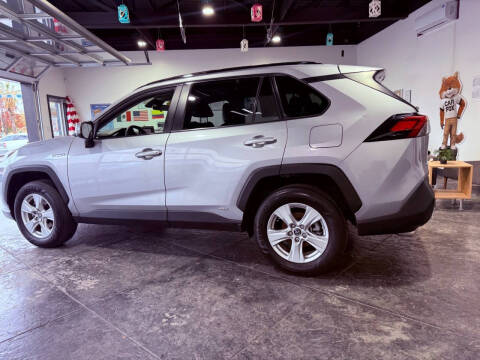 2019 Toyota RAV4 Hybrid LE