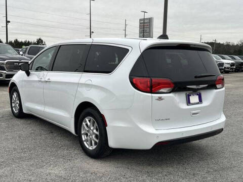 2026 Chrysler Voyager LX