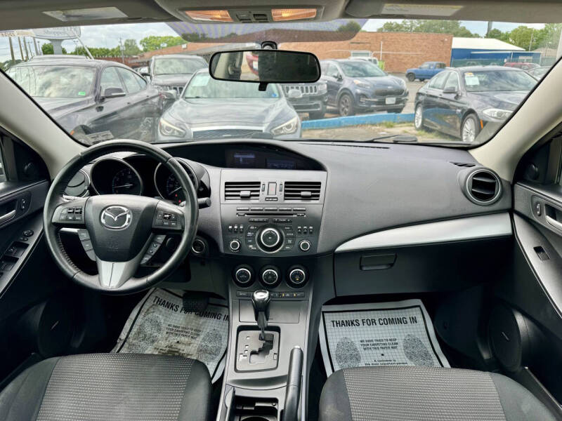 2013 Mazda MAZDA3 i Touring