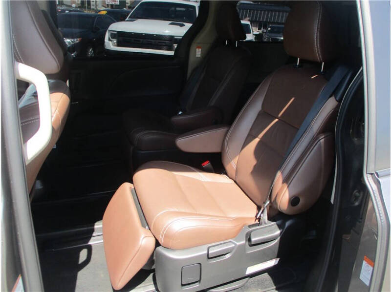 2019 Toyota Sienna