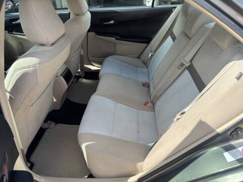 2012 Toyota Camry LE