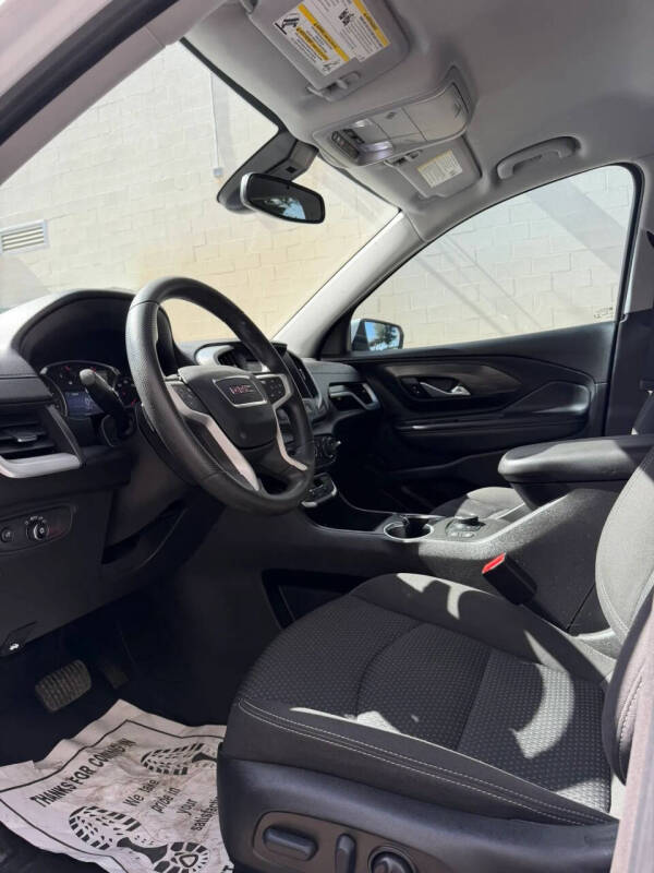 2022 GMC Terrain SLE