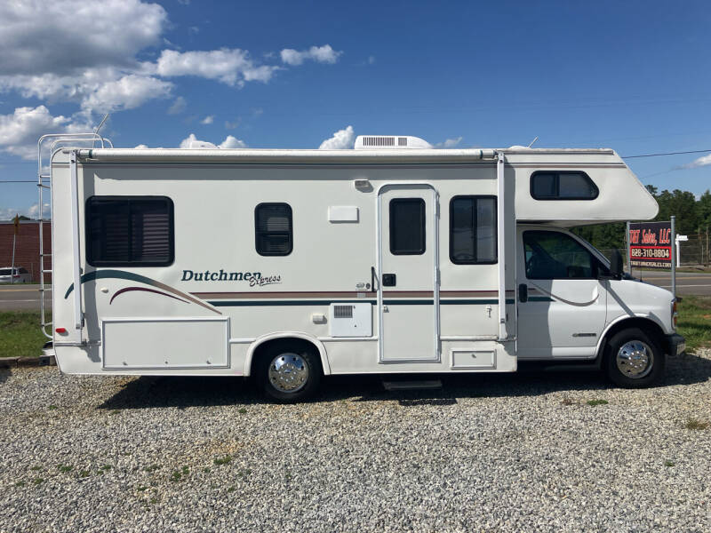 2000 Chevrolet Express for sale at T & T Sales, LLC in Taylorsville NC