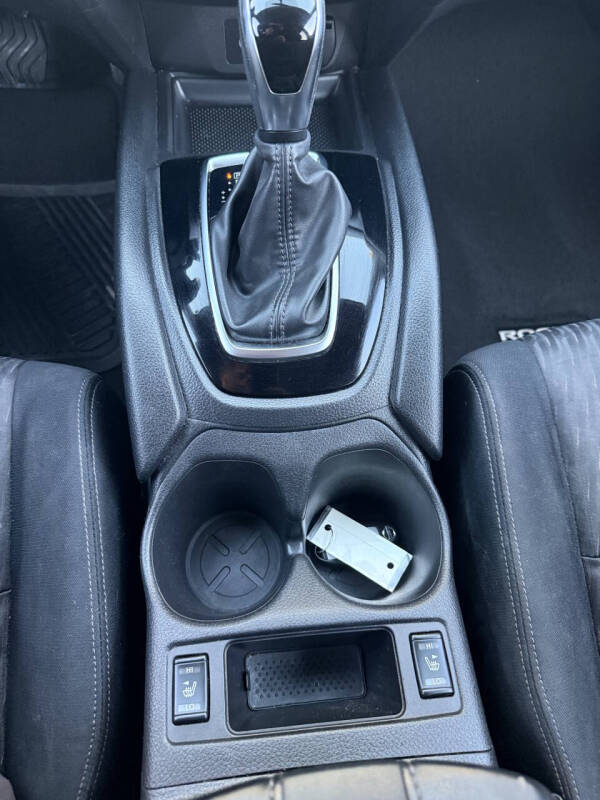 2018 Nissan Rogue SV