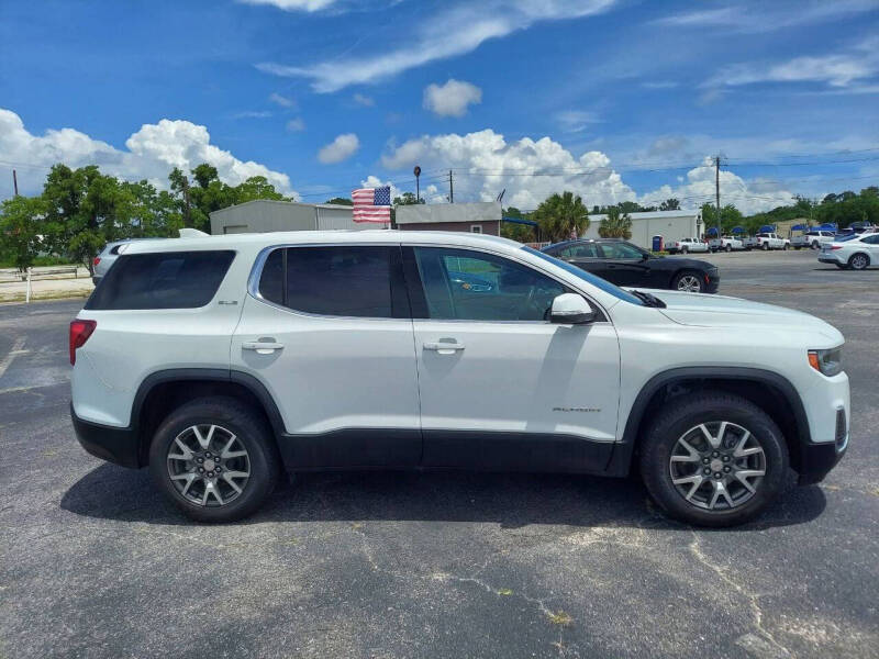 2022 GMC Acadia SLE