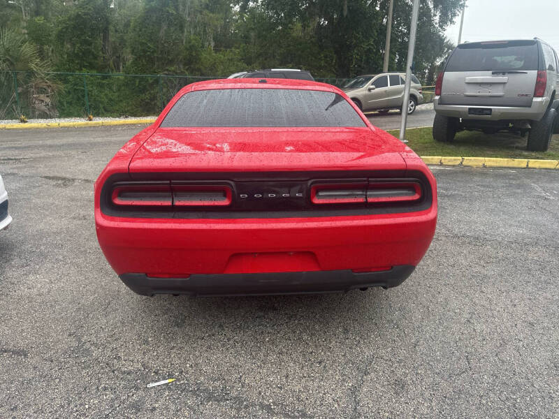 2015 Dodge Challenger SXT