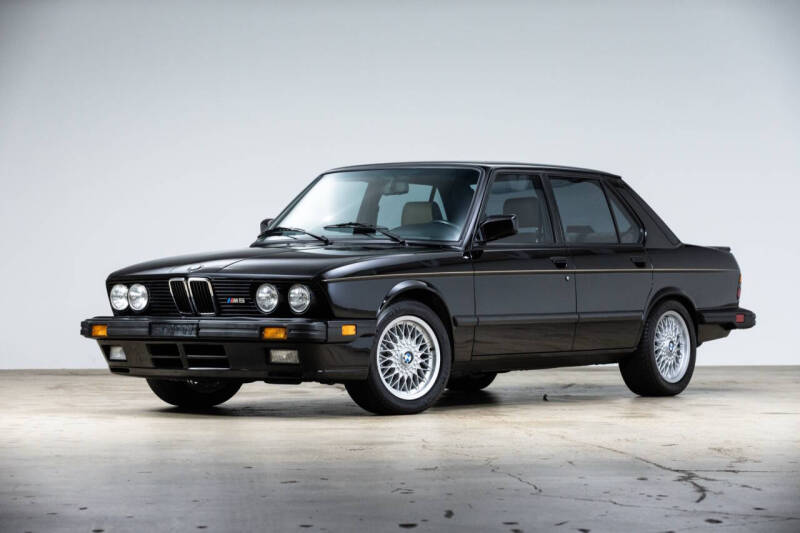 1988 BMW M5