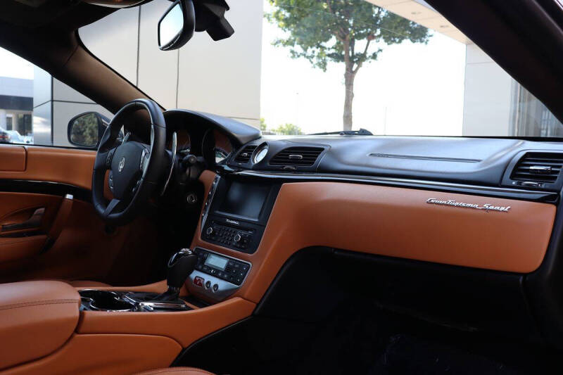 2014 Maserati GranTurismo Sport