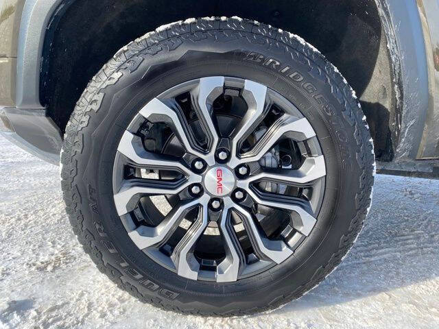2023 GMC Canyon Denali