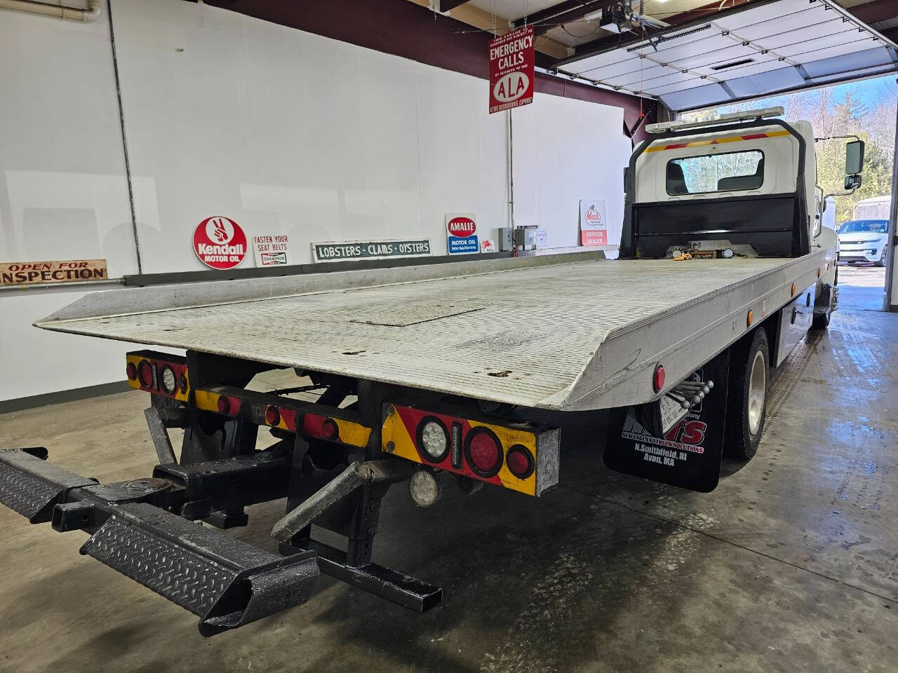 2019 Hino 258 6