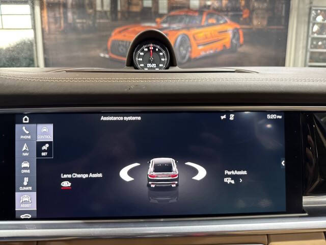 2017 Porsche Panamera Turbo