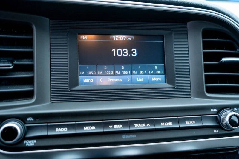 2019 Hyundai Elantra