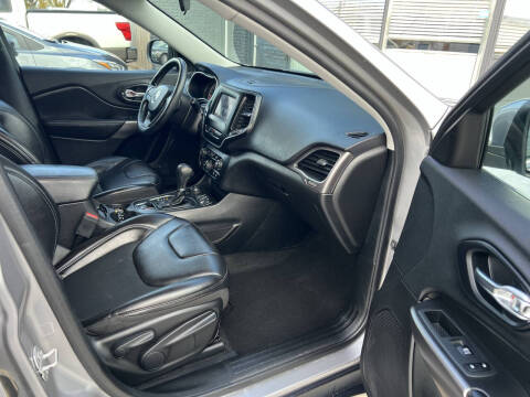 2020 Jeep Cherokee Latitude Plus