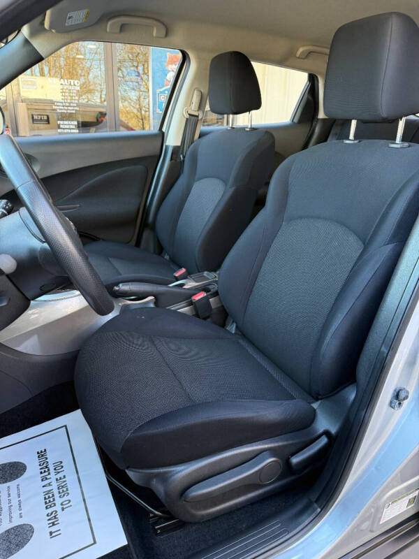 2011 Nissan JUKE S