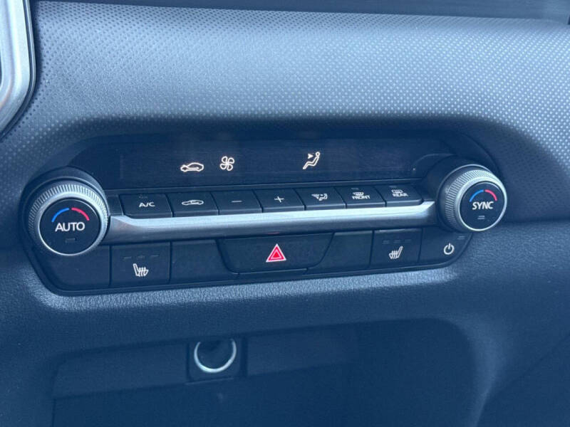 2024 Mazda CX-50 2.5 S Preferred