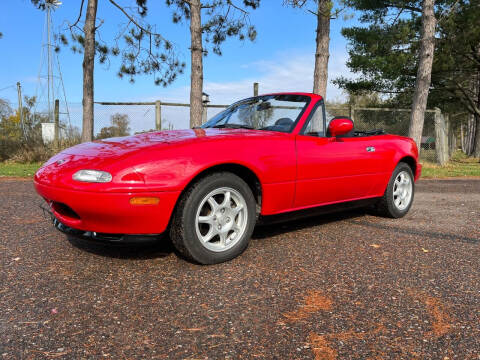 1994 Mazda MX-5 Miata for sale at Cody's Classic & Collectibles, LLC in Stanley WI