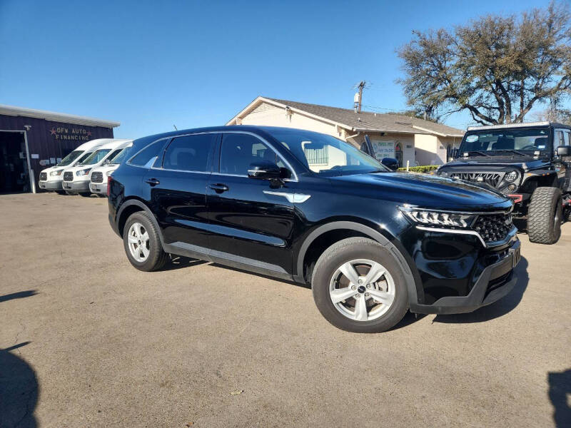 Used 2023 Kia Sorento LX with VIN 5XYRG4LC5PG174411 for sale in Dallas, TX