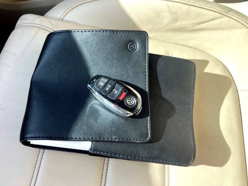 2011 Volkswagen Touareg Hybrid