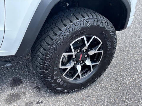 2024 GMC Canyon AT4X