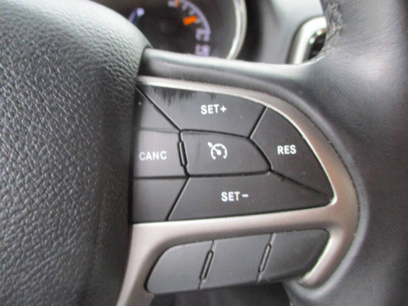 2019 Jeep Grand Cherokee Laredo