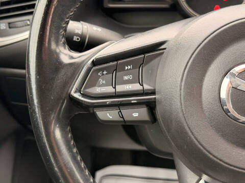 2017 Mazda MAZDA3 Touring