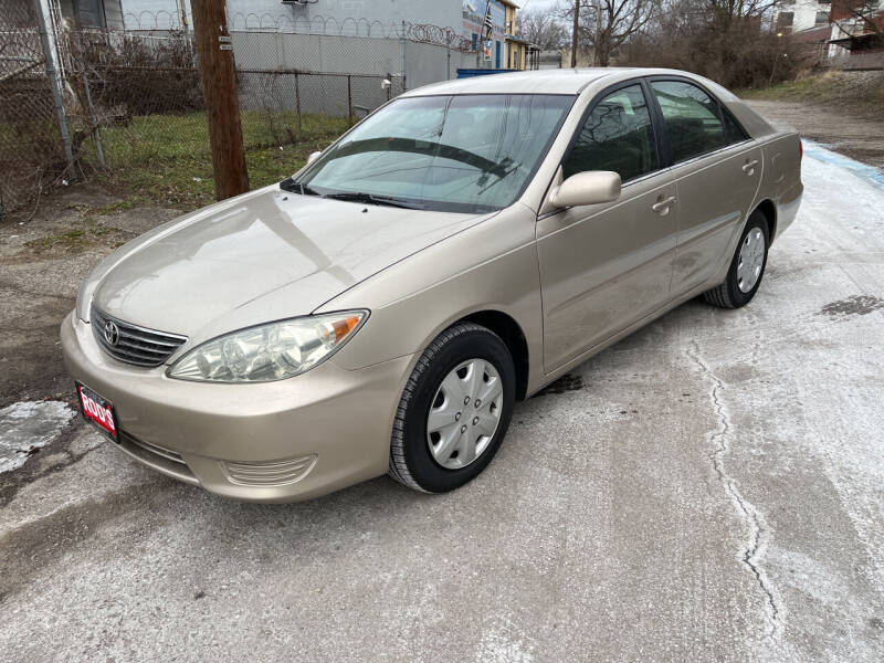 2005 Toyota Camry for sale at Rod's Automotive in Cincinnati OH