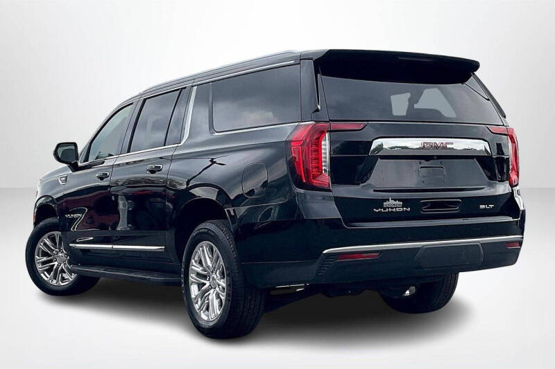 2023 GMC Yukon XL SLT