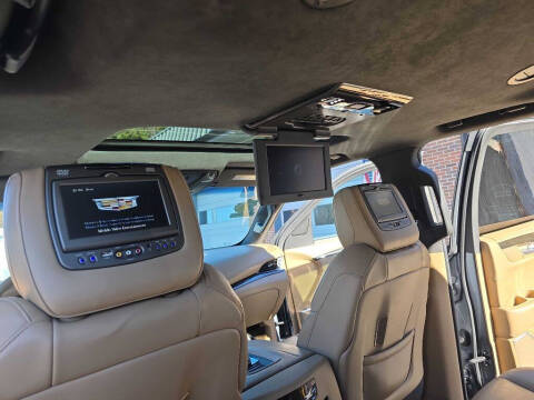2019 Cadillac Escalade ESV Platinum
