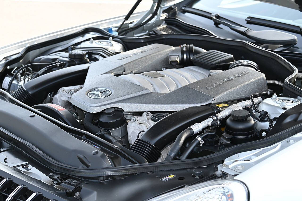 2011 Mercedes-Benz SL-Class 31