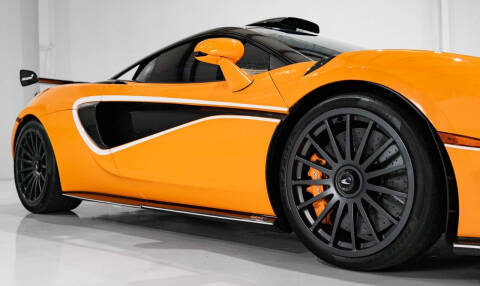 2020 McLaren 620R