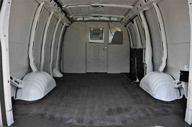 2021 Chevrolet Express 2500